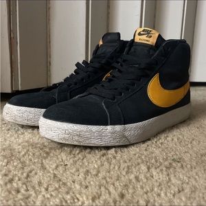 Nike SB Blazers High Top